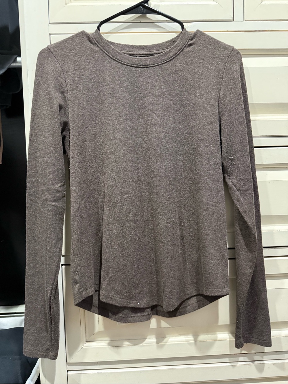 American Eagle Outfitters Long Sleeve Crewneck Top in Taupe